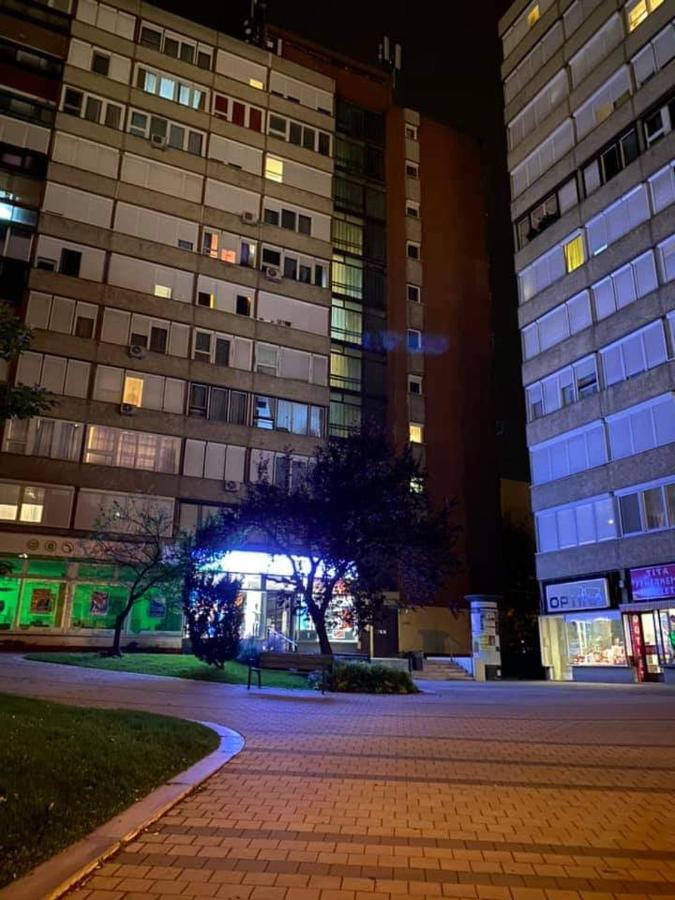 Dozsa Apartman Apartment Godollo Luaran gambar
